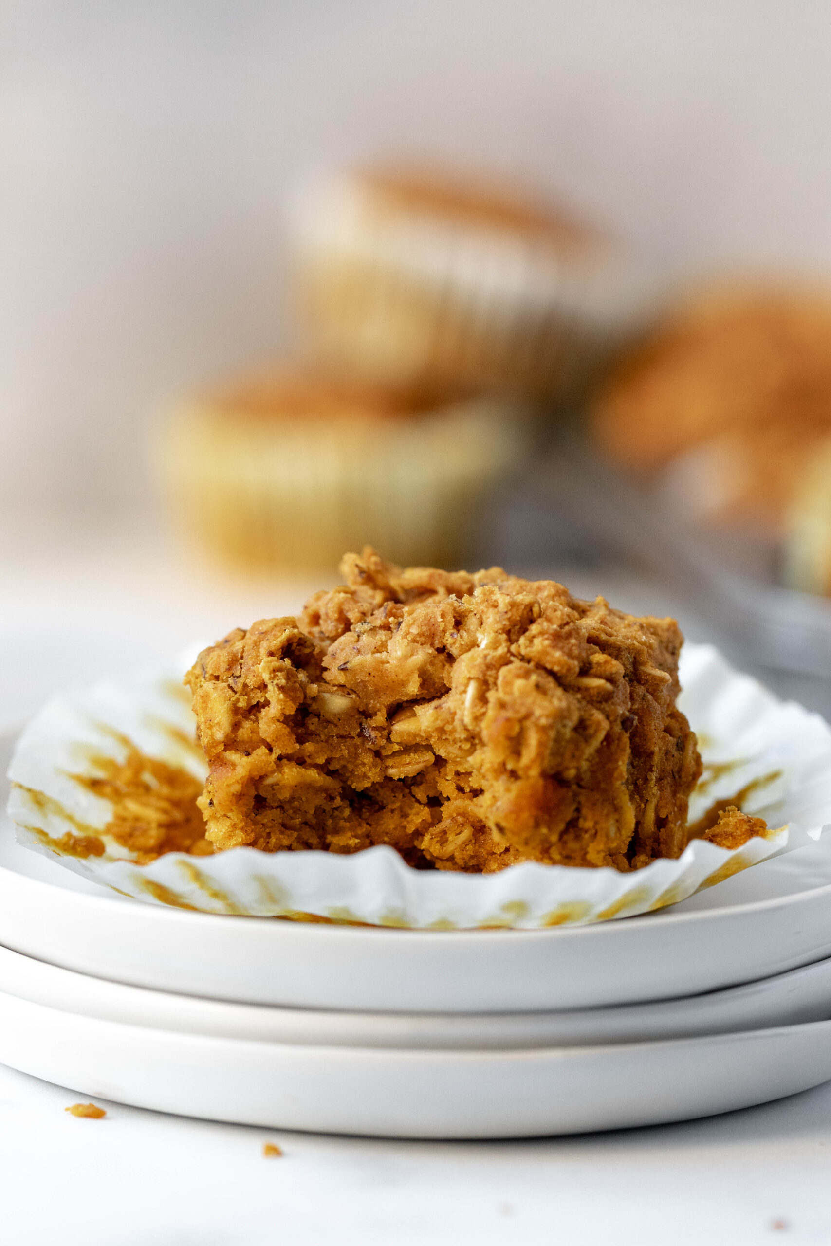 Easy Vegan and Gluten-Free Pumpkin Oatmeal Muffins